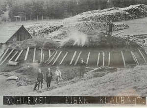 Letzter Kohlenmeiler im Kraubathgraben um 1920 Archiv Luchinetti