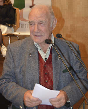 DSC 9864