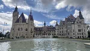 4 Schloss Moschen